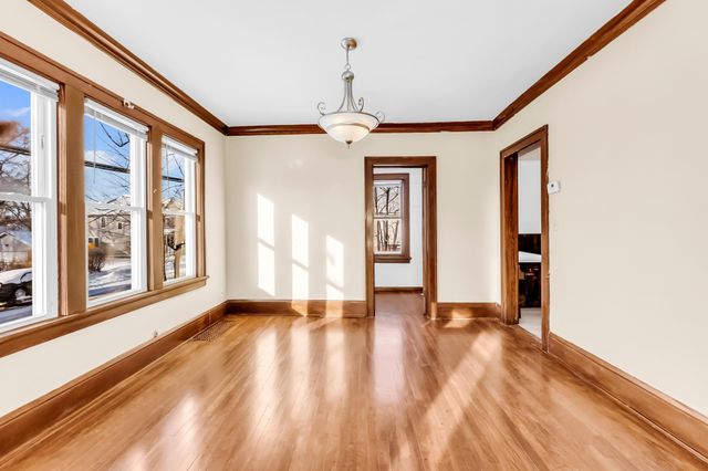 701 Jenks Avenue, Saint Paul, MN 55106