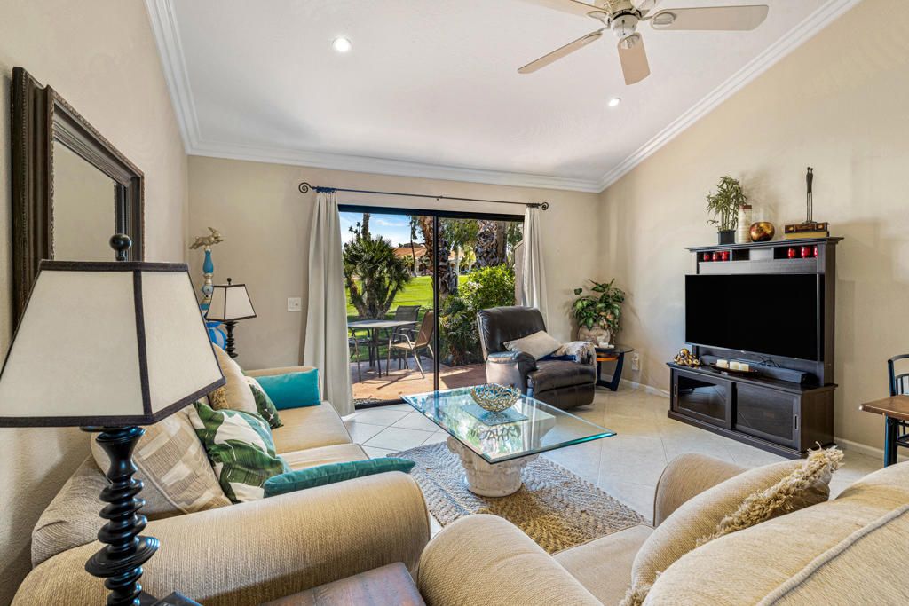 Image 9 of property listing at 40752 Sea Island Lane, Palm Desert, CA 92211