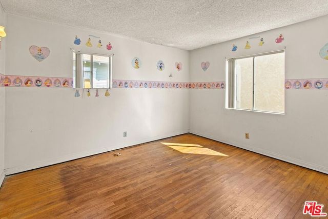 3421 Larga Avenue, Los Angeles, CA 90039