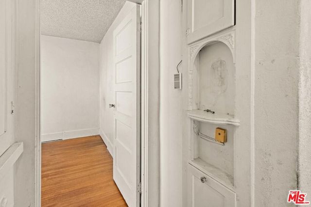 3421 Larga Avenue, Los Angeles, CA 90039