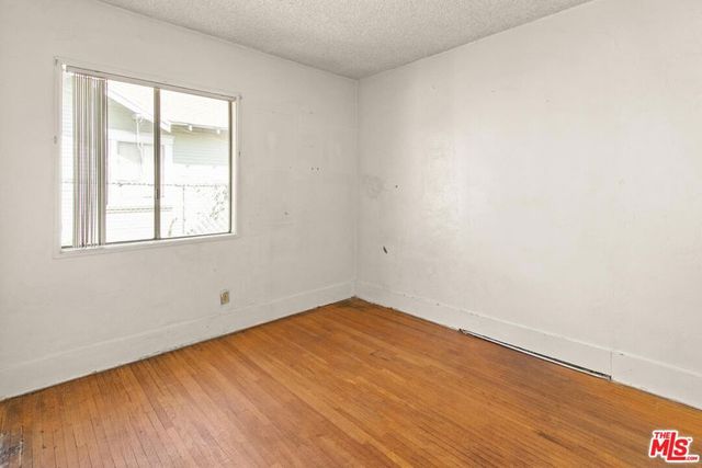 3421 Larga Avenue, Los Angeles, CA 90039