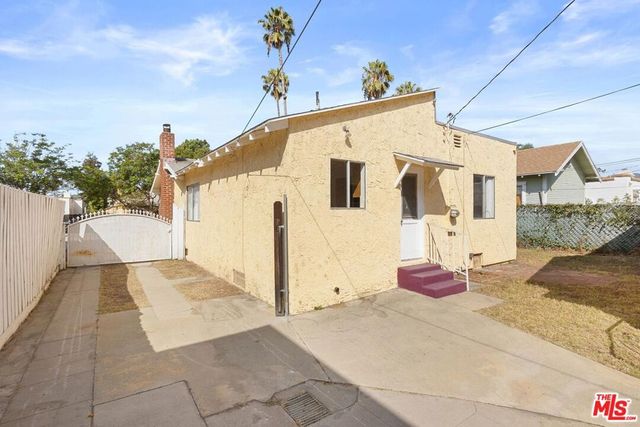 3421 Larga Avenue, Los Angeles, CA 90039
