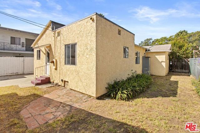 3421 Larga Avenue, Los Angeles, CA 90039