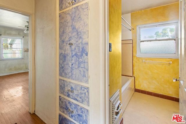 3421 Larga Avenue, Los Angeles, CA 90039