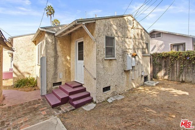 3421 Larga Avenue, Los Angeles, CA 90039