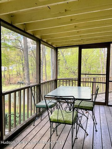 707 Springtown Road, Tillson, NY 12486