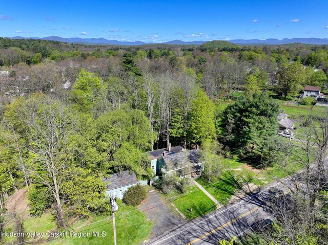 707 Springtown Road, Tillson, NY 12486