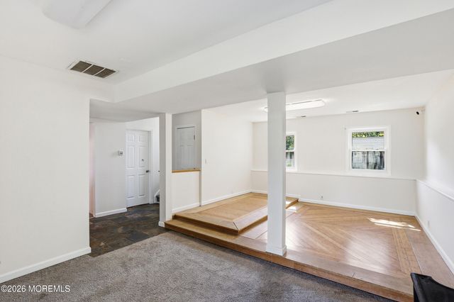 816 Berkeley Avenue, Beachwood, NJ 08722