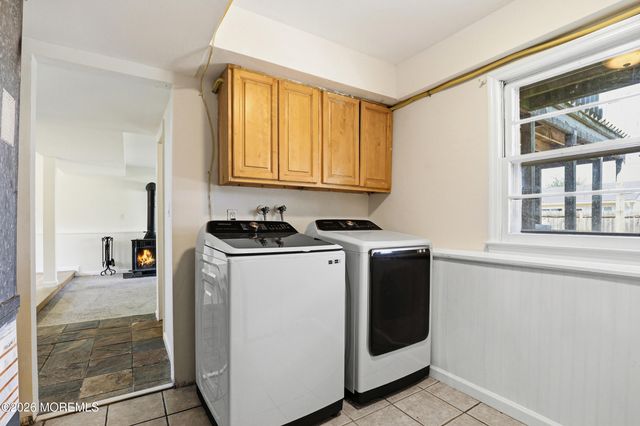 816 Berkeley Avenue, Beachwood, NJ 08722