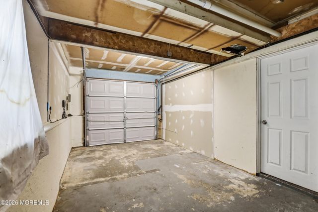816 Berkeley Avenue, Beachwood, NJ 08722