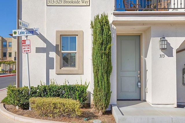 313 Brookside Way, Santee, CA 92071