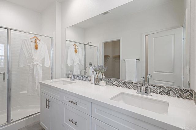 313 Brookside Way, Santee, CA 92071