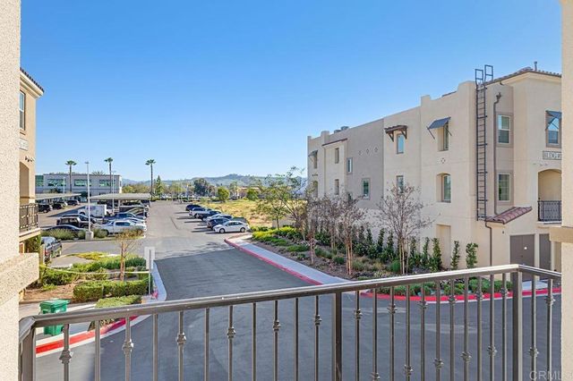 313 Brookside Way, Santee, CA 92071