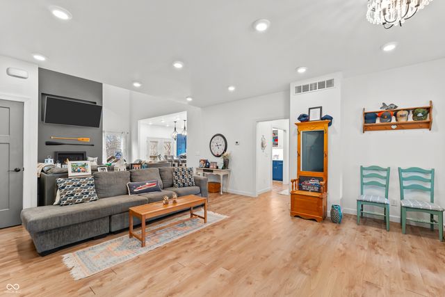 7721 Cordry Drive, Nineveh, IN 46164