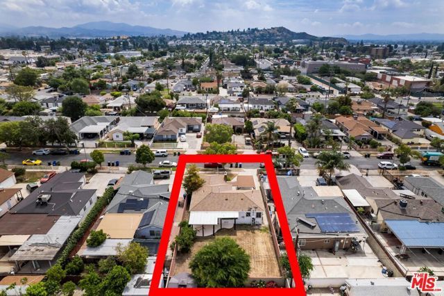 13063 Louvre Street, Pacoima (los Angeles), CA 91331