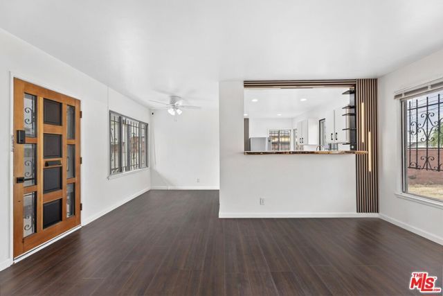 13063 Louvre Street, Pacoima (los Angeles), CA 91331