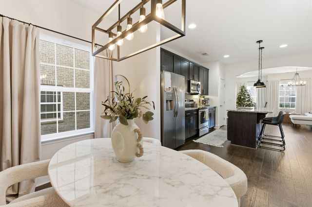 227 Tanglewood Ln, Hendersonville, TN 37075