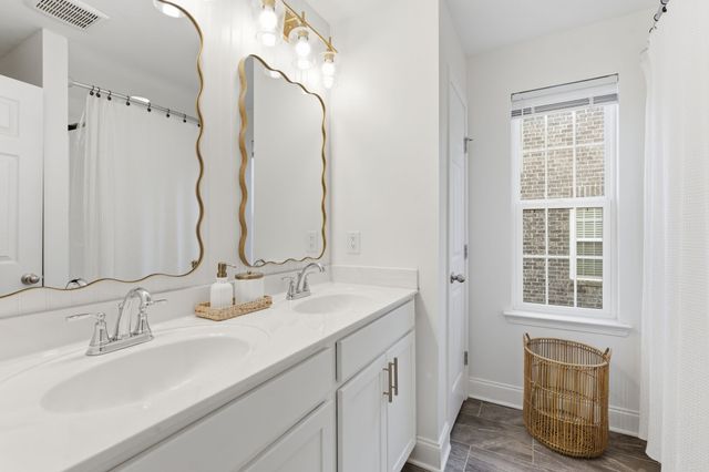 227 Tanglewood Ln, Hendersonville, TN 37075