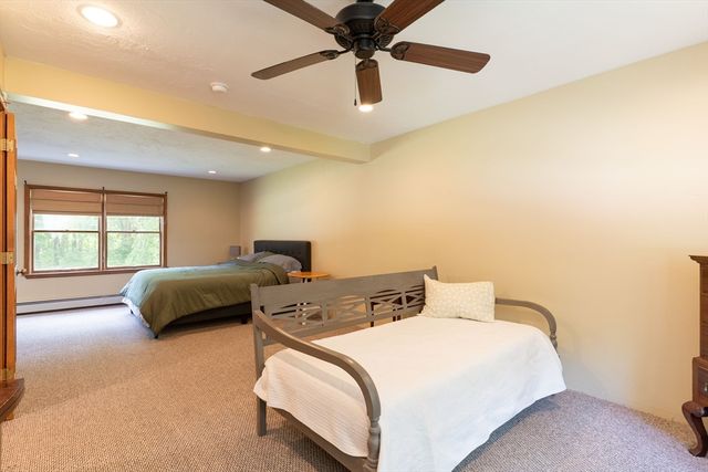 1 Barefoot Ln, Brookfield, MA 01506