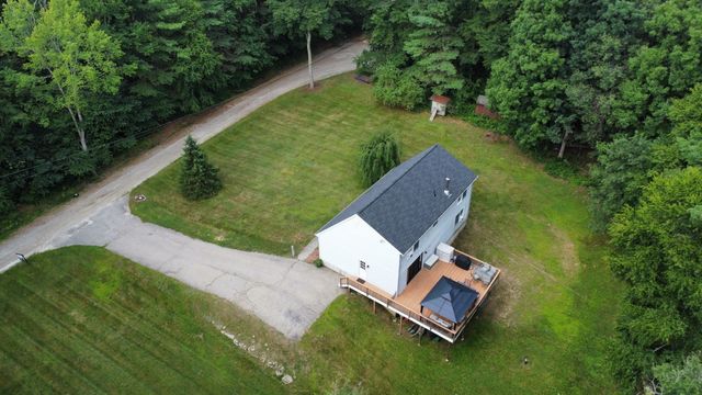 1 Barefoot Ln, Brookfield, MA 01506
