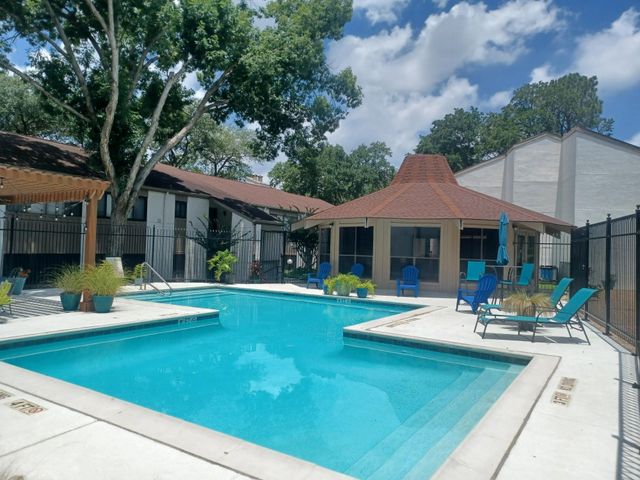 12100 Melville Drive 206B, Montgomery, TX 77356