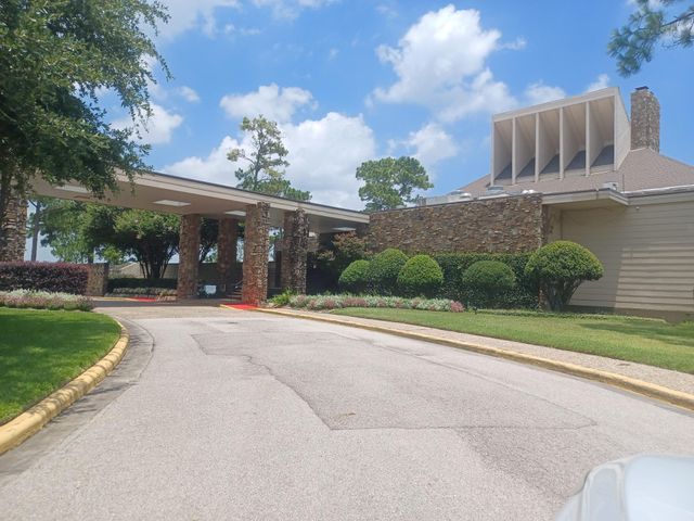 12100 Melville Drive 206B, Montgomery, TX 77356