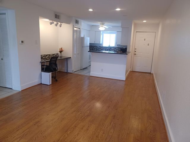 12100 Melville Drive 206B, Montgomery, TX 77356