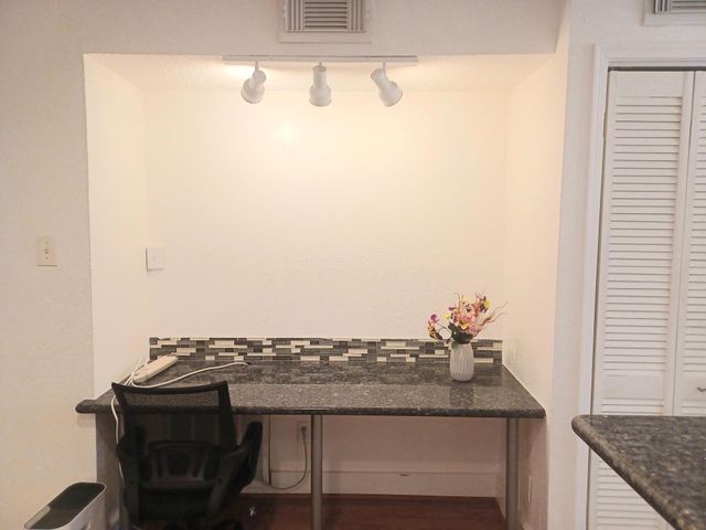 12100 Melville Drive 206B, Montgomery, TX 77356