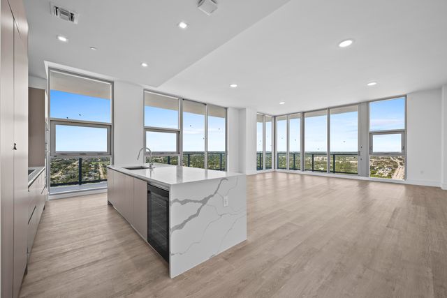 220 Lake Shore Drive 2323, Lake Park, FL 33403