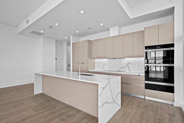 220 Lake Shore Drive 2323, Lake Park, FL 33403