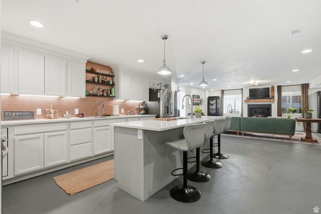 1027 W SEASONS VIEW CT, Lehi, UT 84048