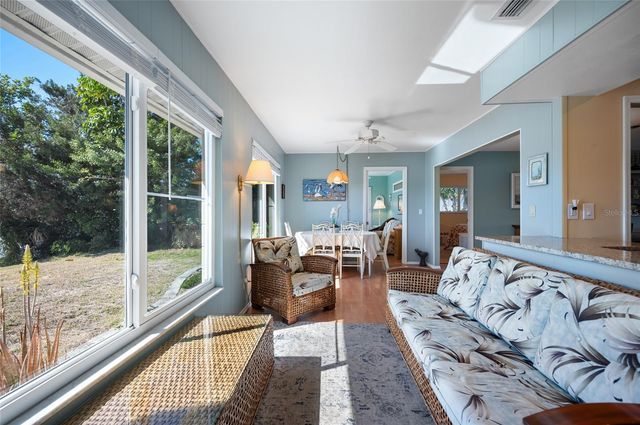 556 S NEPONSIT DRIVE, Venice, FL 34293