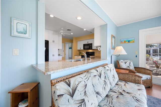 556 S NEPONSIT DRIVE, Venice, FL 34293