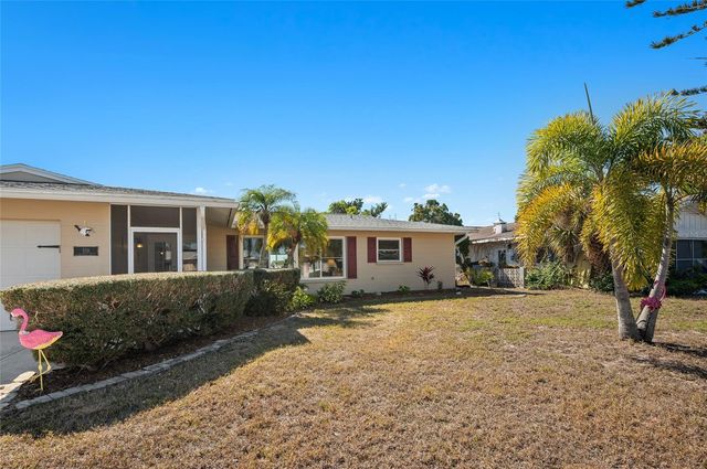 556 S NEPONSIT DRIVE, Venice, FL 34293