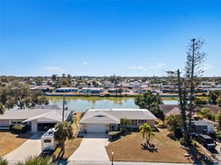 556 S NEPONSIT DRIVE, Venice, FL 34293