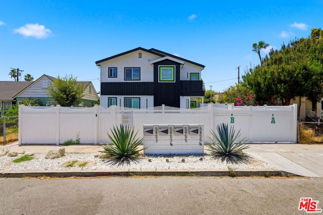 5855 Vineland Avenue D, Los Angeles, CA 91601