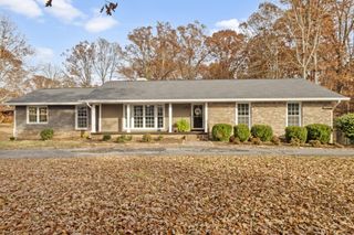 119 Cedar Hill Dr, Waverly, TN 37185