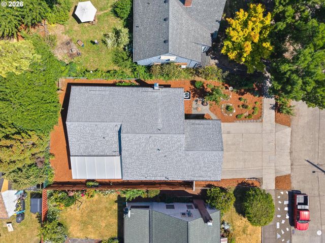 305 Se 84TH Ave, Portland, OR 97216