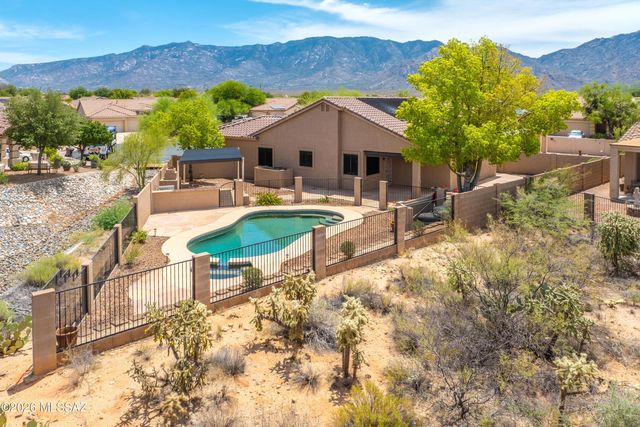 13455 N Big View Court, Oro Valley, AZ 85755