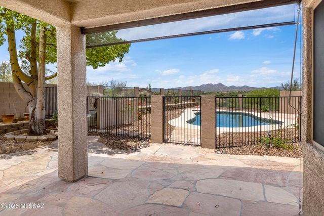 13455 N Big View Court, Oro Valley, AZ 85755