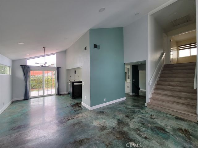 8 Hidalgo, Irvine, CA 92620