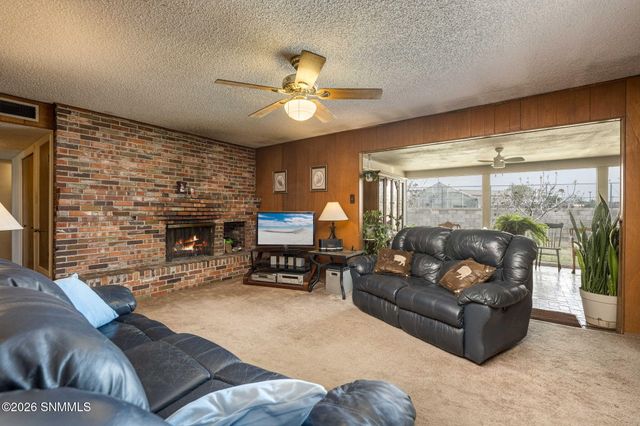 1989 Crescent Drive, Las Cruces, NM 88005