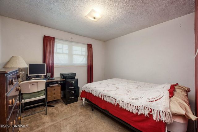 1989 Crescent Drive, Las Cruces, NM 88005