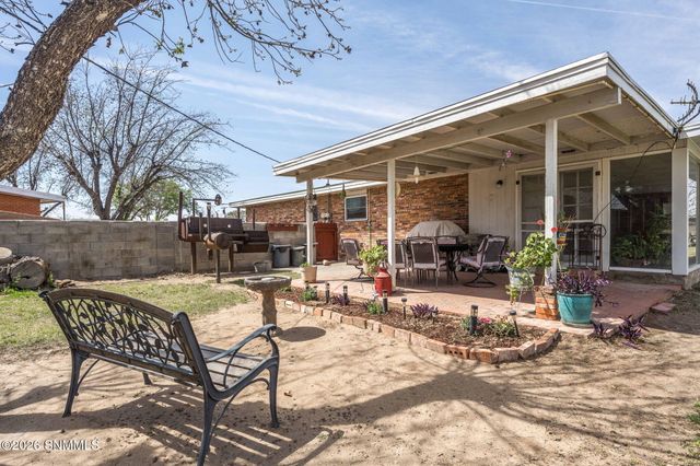 1989 Crescent Drive, Las Cruces, NM 88005