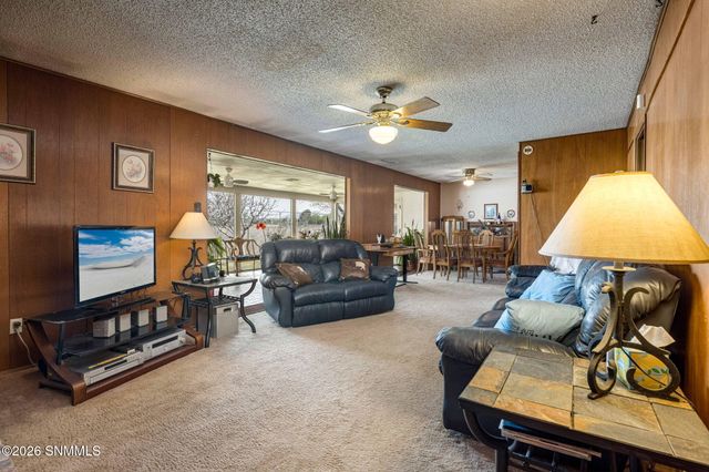 1989 Crescent Drive, Las Cruces, NM 88005