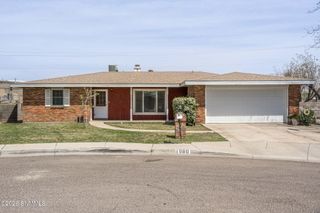 1989 Crescent Drive, Las Cruces, NM 88005