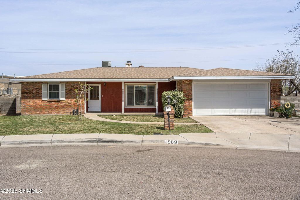 1989 Crescent Drive, Las Cruces, NM 88005
