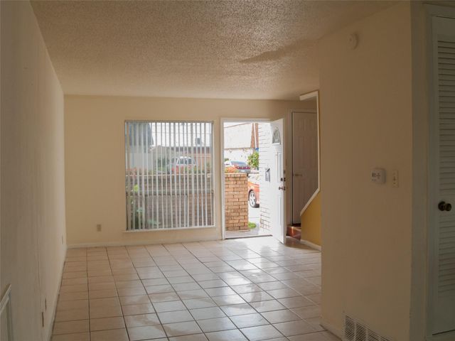 1745 WOOTEN PARK DR 101, Austin, TX 78757