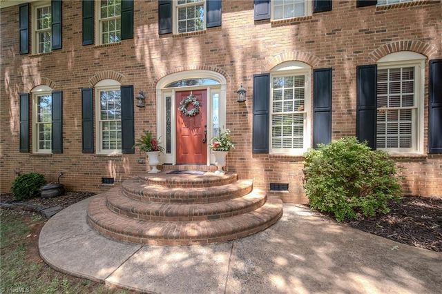 5910 Summerston Place, Charlotte, NC 28277