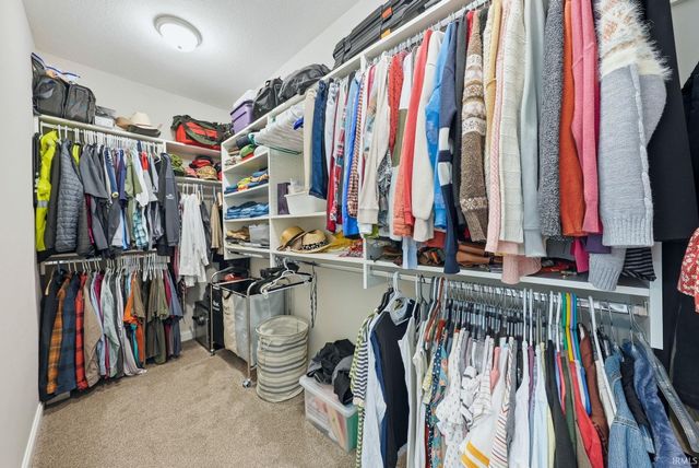 5801 Lourdais Court, Fort Wayne, IN 46818